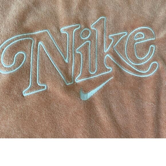 Nike Sweatshirt Cropped French Terry Retro Sz Xl Peach white Athletic Athleisure - Picture 8 of 13